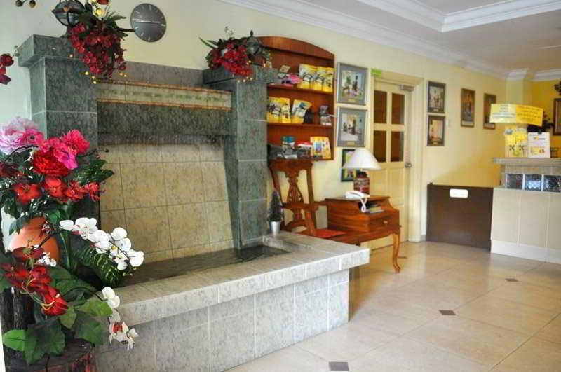 Sun Inns Hotel D'Mind Seri Kembangan Exteriör bild