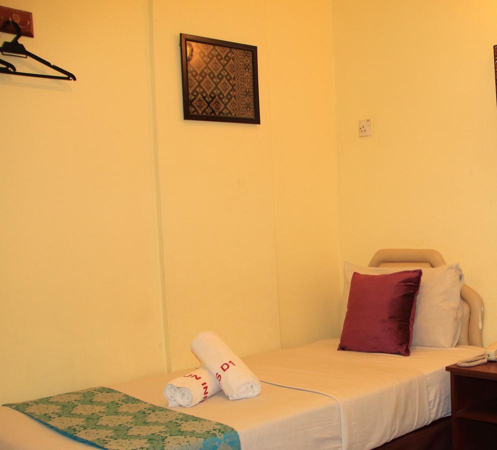 Sun Inns Hotel D'Mind Seri Kembangan Exteriör bild