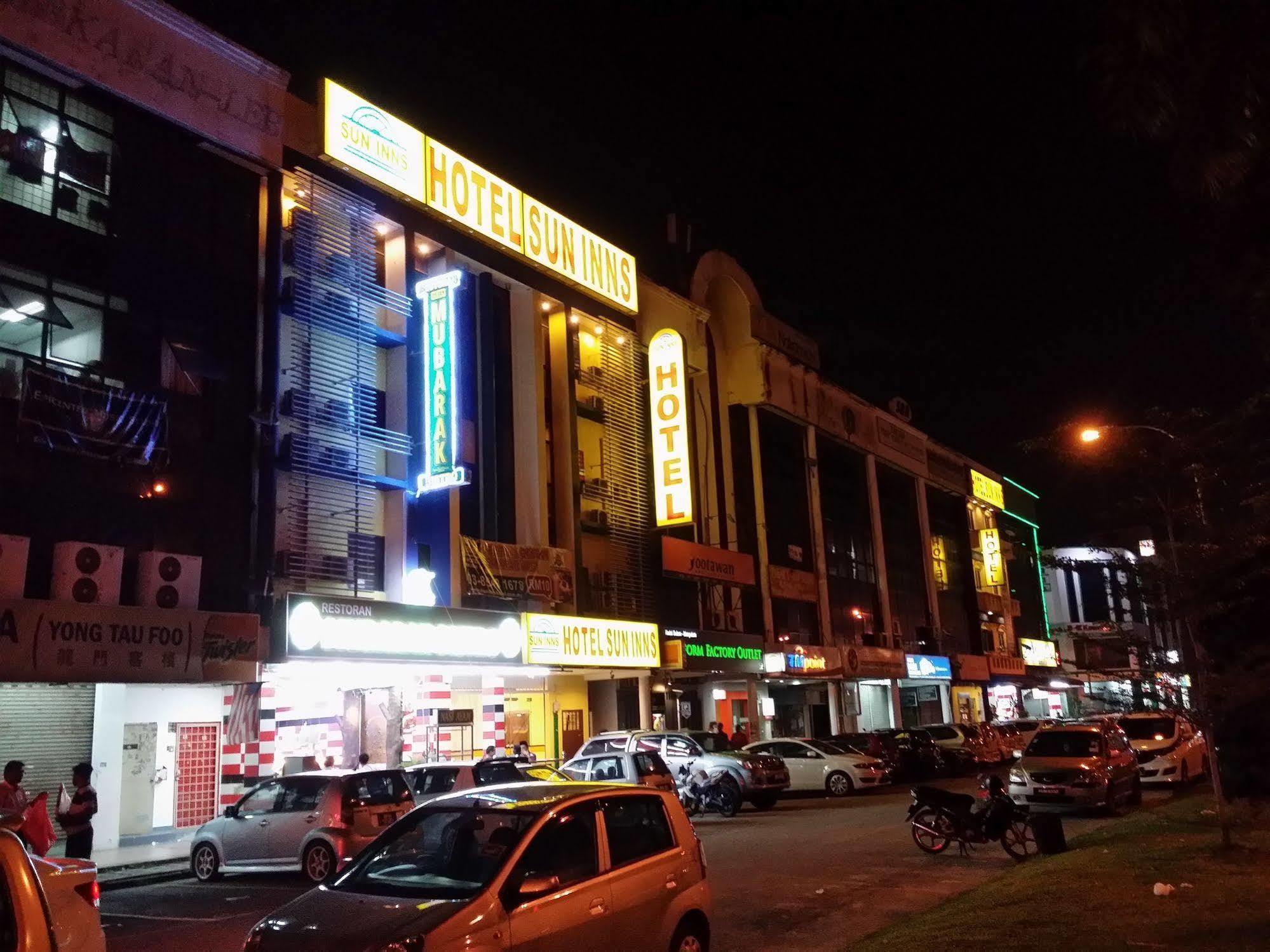 Sun Inns Hotel D'Mind Seri Kembangan Exteriör bild