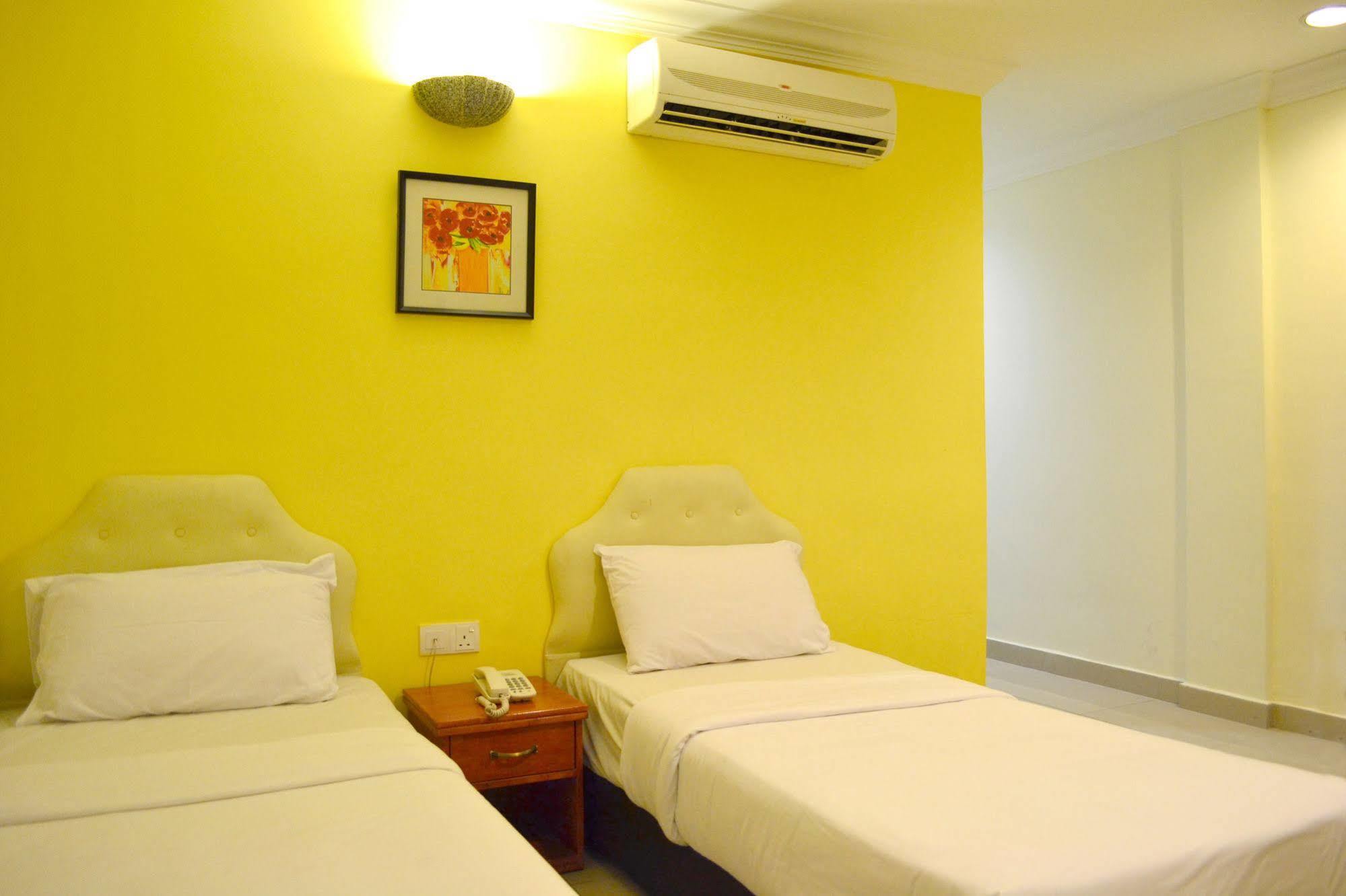 Sun Inns Hotel D'Mind Seri Kembangan Exteriör bild